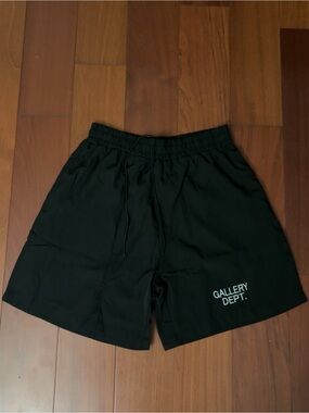 Gallery Dept. black shorts Size S (36)
